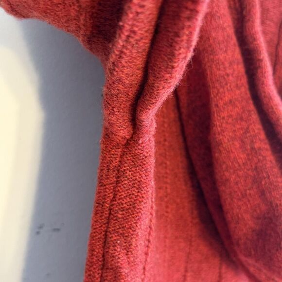 Moth Sweater Womens Large Red Wool Cable Knit Hooded Tunic Pullover Asym Hem - Picture 13 of 14